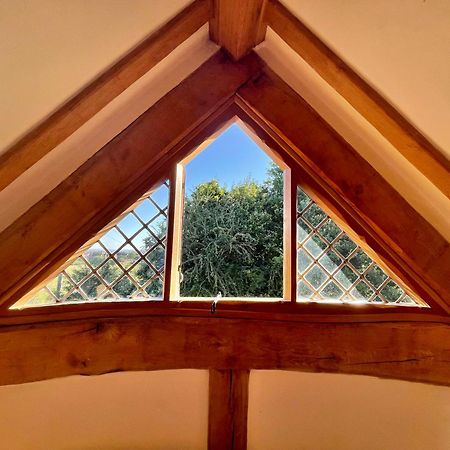 Ebony Cottage Tenbury Bagian luar foto