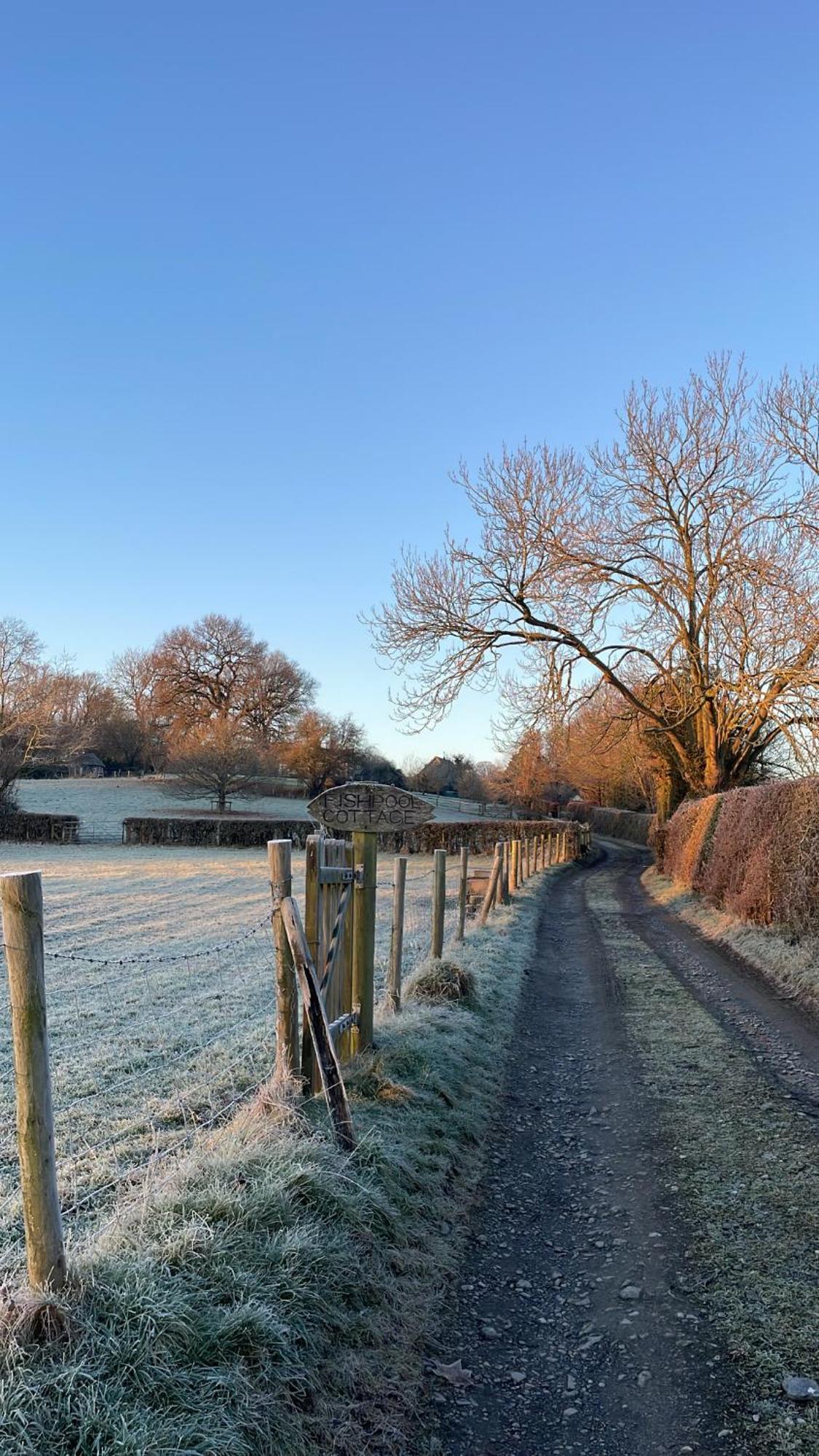 Ebony Cottage Tenbury Bagian luar foto